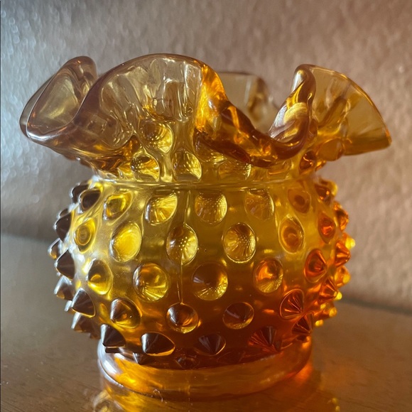 Vintage Fenton glass bowl - Picture 2 of 5